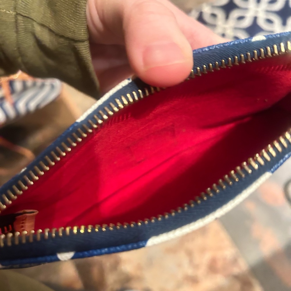 Dooney & Bourke Navy and White Chevron Tote set - Picture 11 of 14